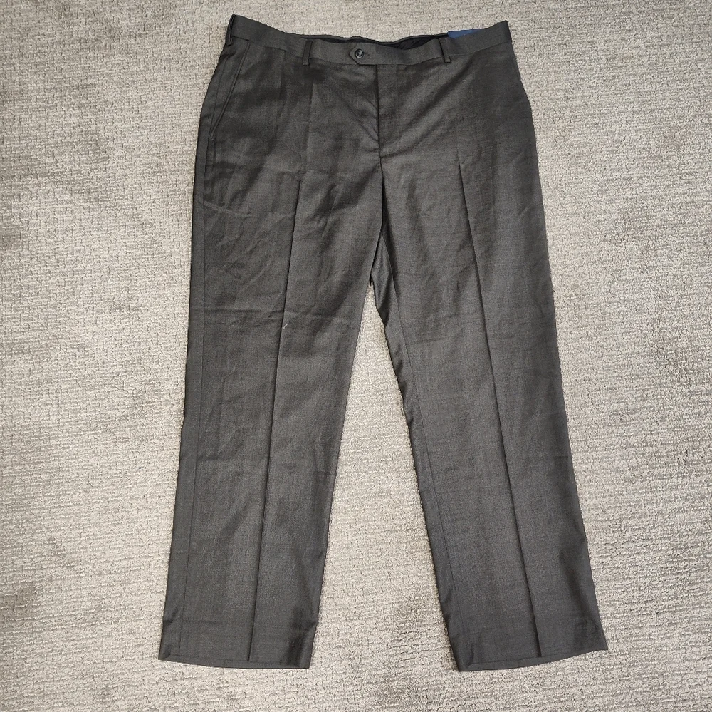 NWT! Croft & Barrow Straight Fit Flat Front Men's Dress Pants - Grey - 42x32
